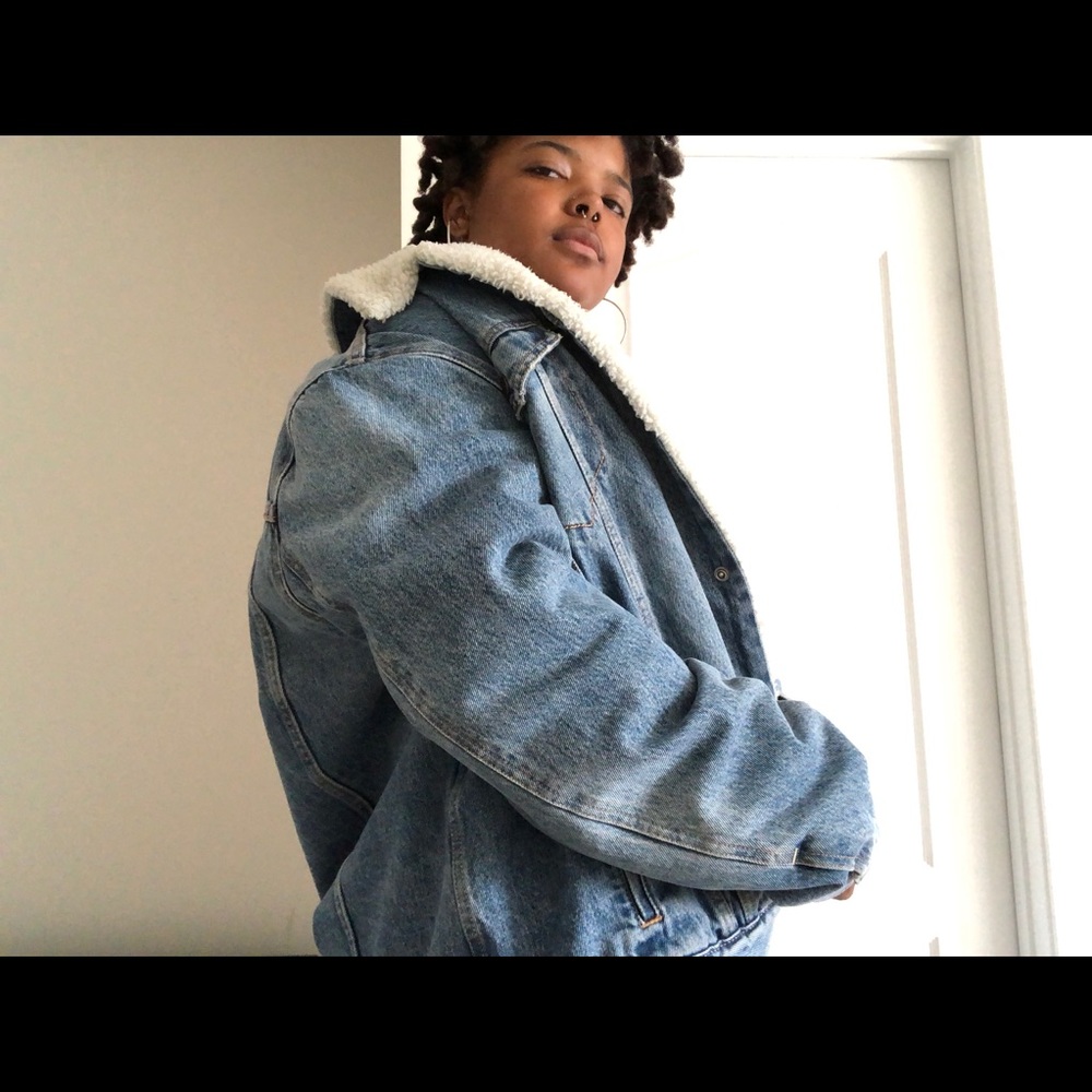 LEVIS DENIM JACKET